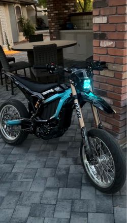 Surron ultra bee