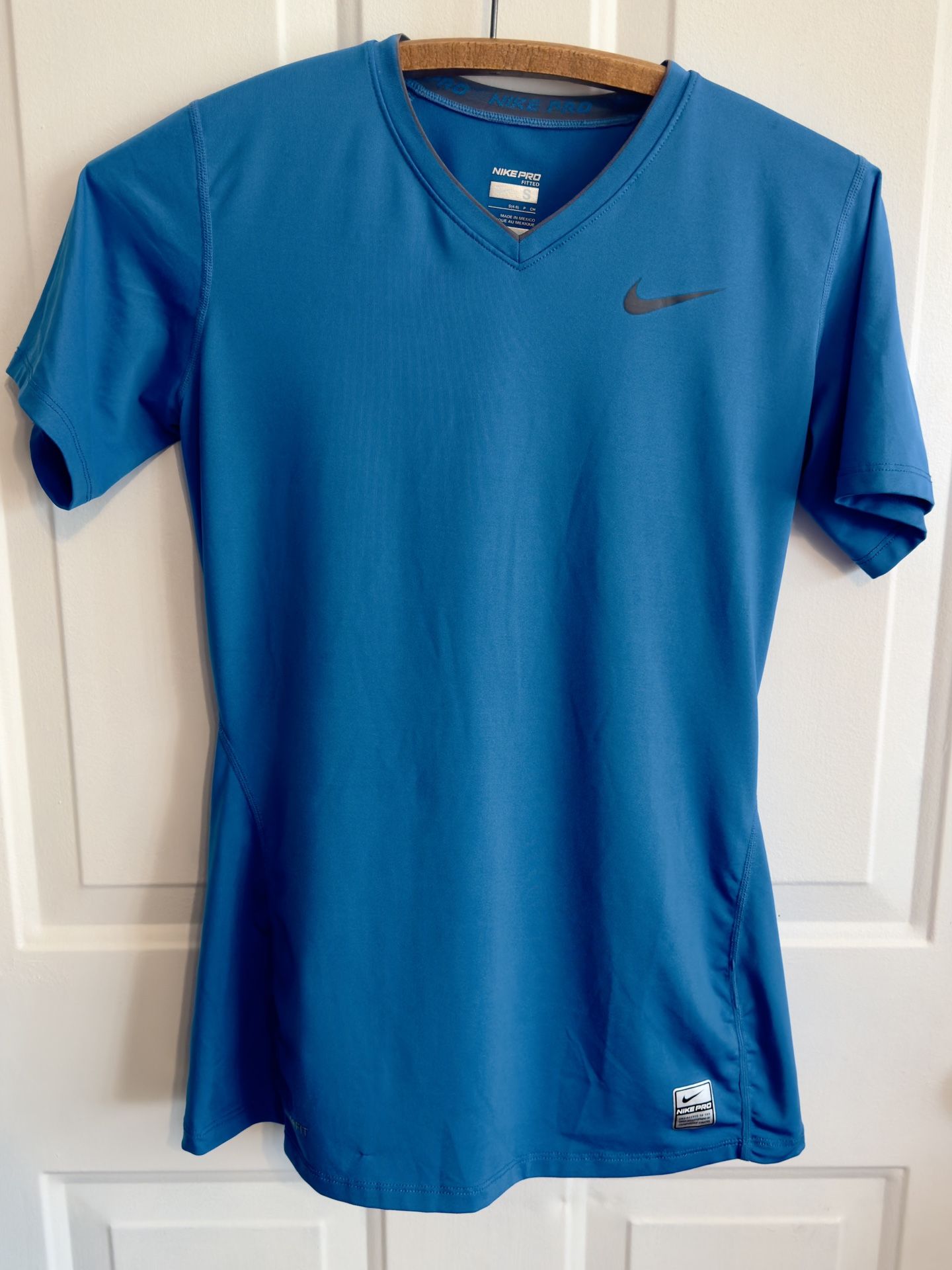 NikePro Dri-fit Shirt Sz Small