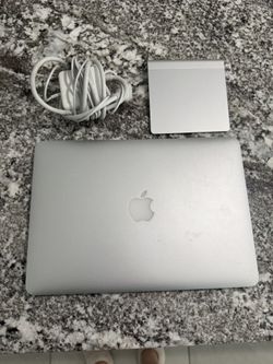 Apple MacBook Air 13" 2017 Silver i5 8GB 128GB SSD Monterey w/ Charger bundle