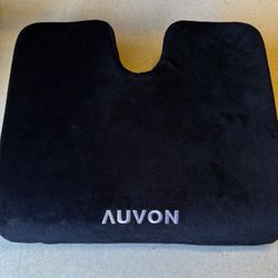 Seat Cushion 18” x 16” x 3”