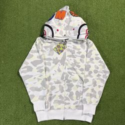 White Camo Bape Zip Up – Size Large | Slightly Used