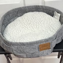Vibrantlife Dog Pet Bed just $7