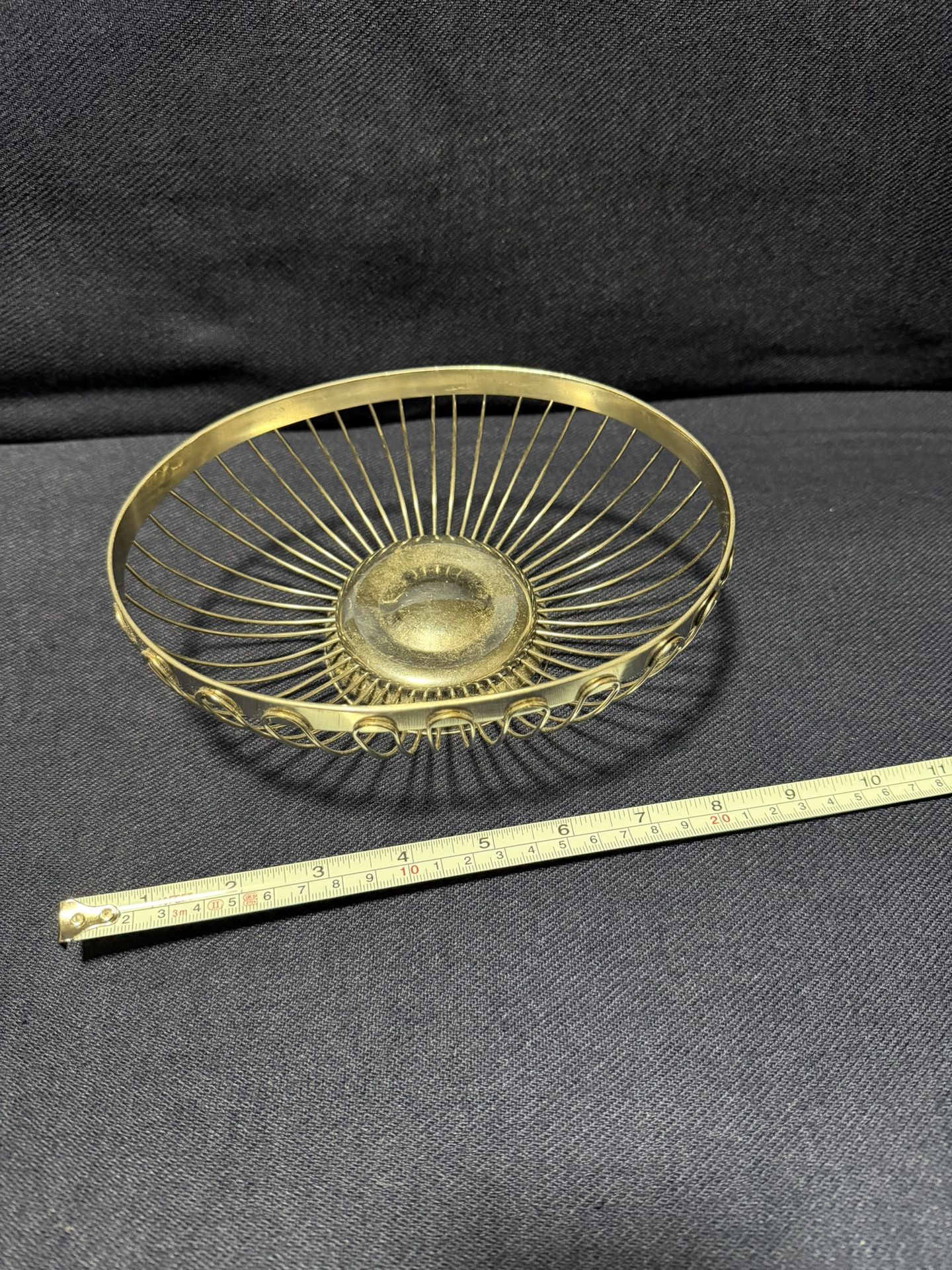 Metal basket like new chrome style