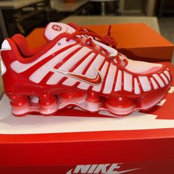 NIKE WOMEN SHOX TL SIZE 5 