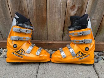ski boots size 28.5