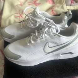 White Nike Shoes 