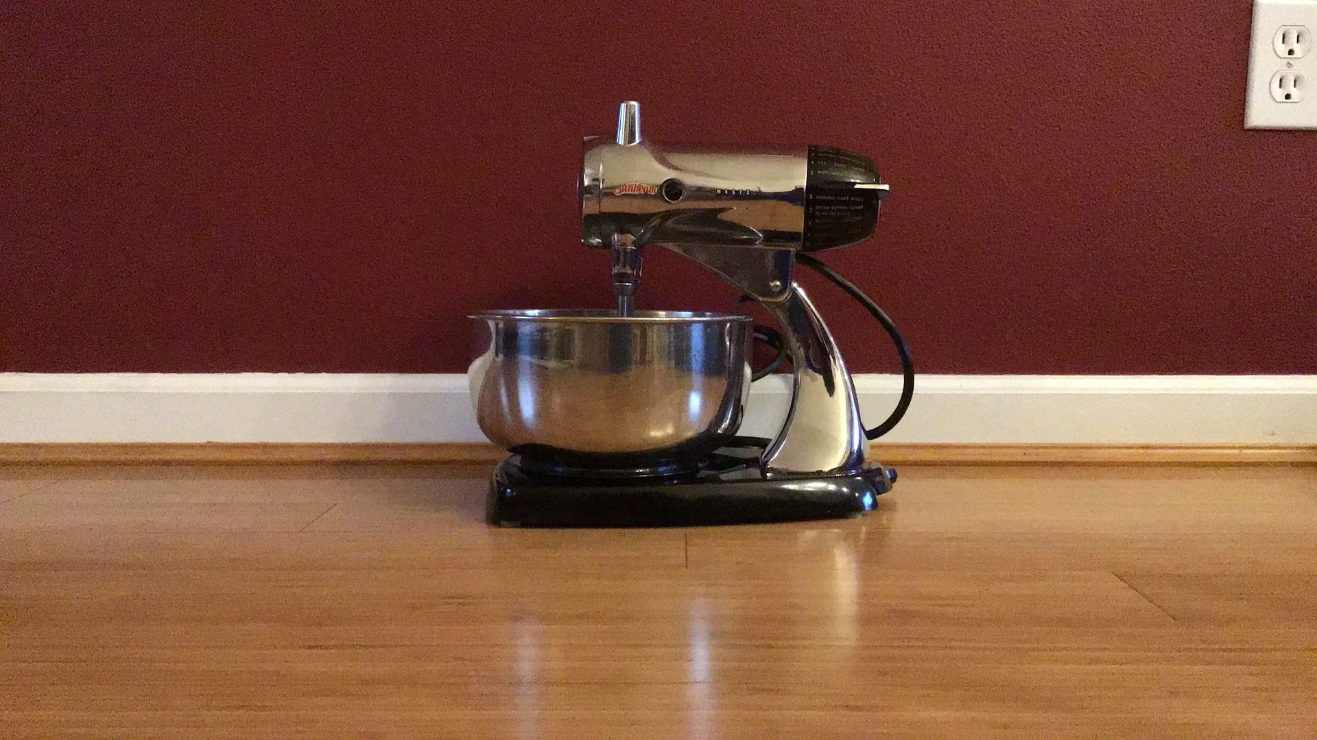 Sunbeam Electric Mixer With Accessories  