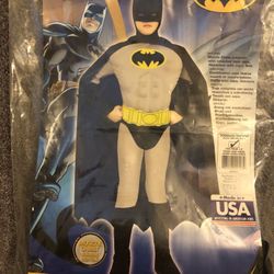 Super DC Heroes Deluxe Muscle Chest The Batman Child's Costume