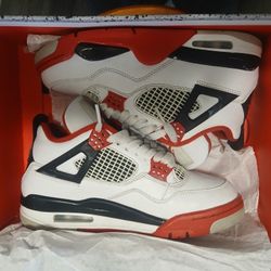 Air Jordan 4 Fire Red (2020) GS Size 5.5Y (Women's Size 7) 