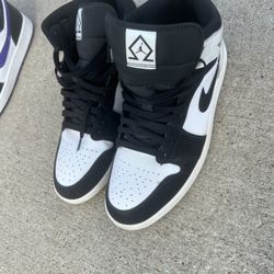 Gently Use Namebrand Male Sneakers