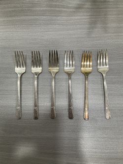 VINTAGE 1938 ONEIDA PRESTIGE GRENOBLE SILVERPLATE FLATWARE SIX LUNCHEON FORKS 