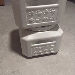 Pet Food Container 