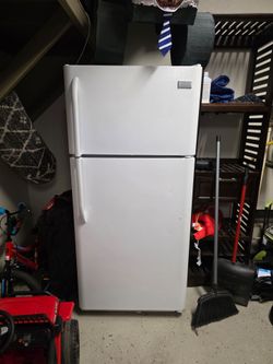 White Frigidaire refrigerator