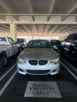 2004 BMW 525i