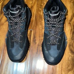 Pharrell boots