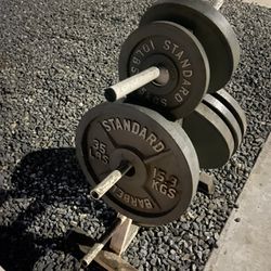 Standard Barbell Weights  2 45 25s 10s 5s 2s  With Stand 