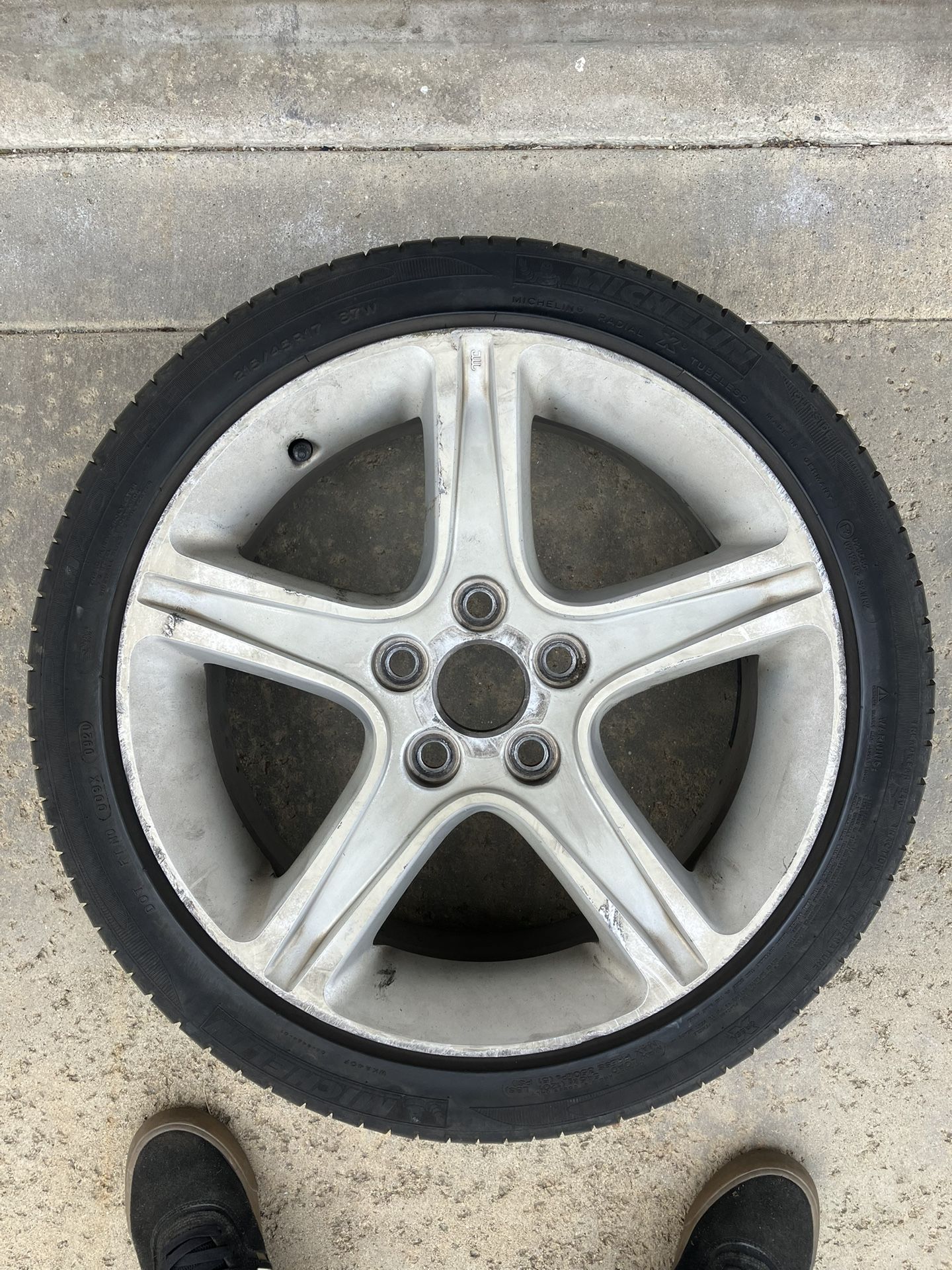 Lexus is300 Stock Wheel
