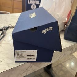 Men’s Vans Shoes Size 9 Brand New 