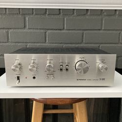 Pioneer Vintage Amplifier Receiver 