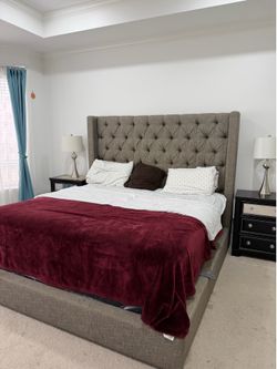 King size bed with 2 night stand and dresser