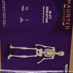 HALLOWEEN!!!! ANIMATRONIC!!!