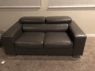 Couch set