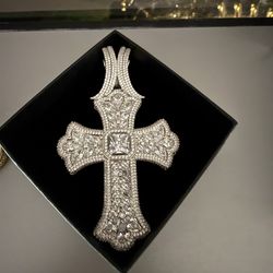 Large Moissanite pendent