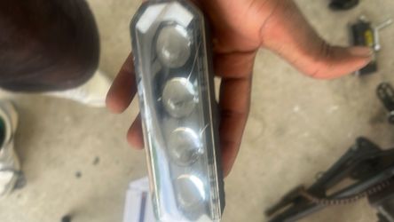 Plug in play light