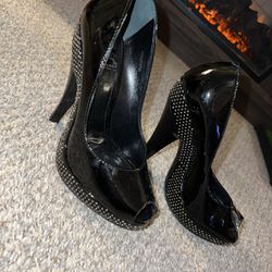 Burberry Patent Leather Heels 6.5