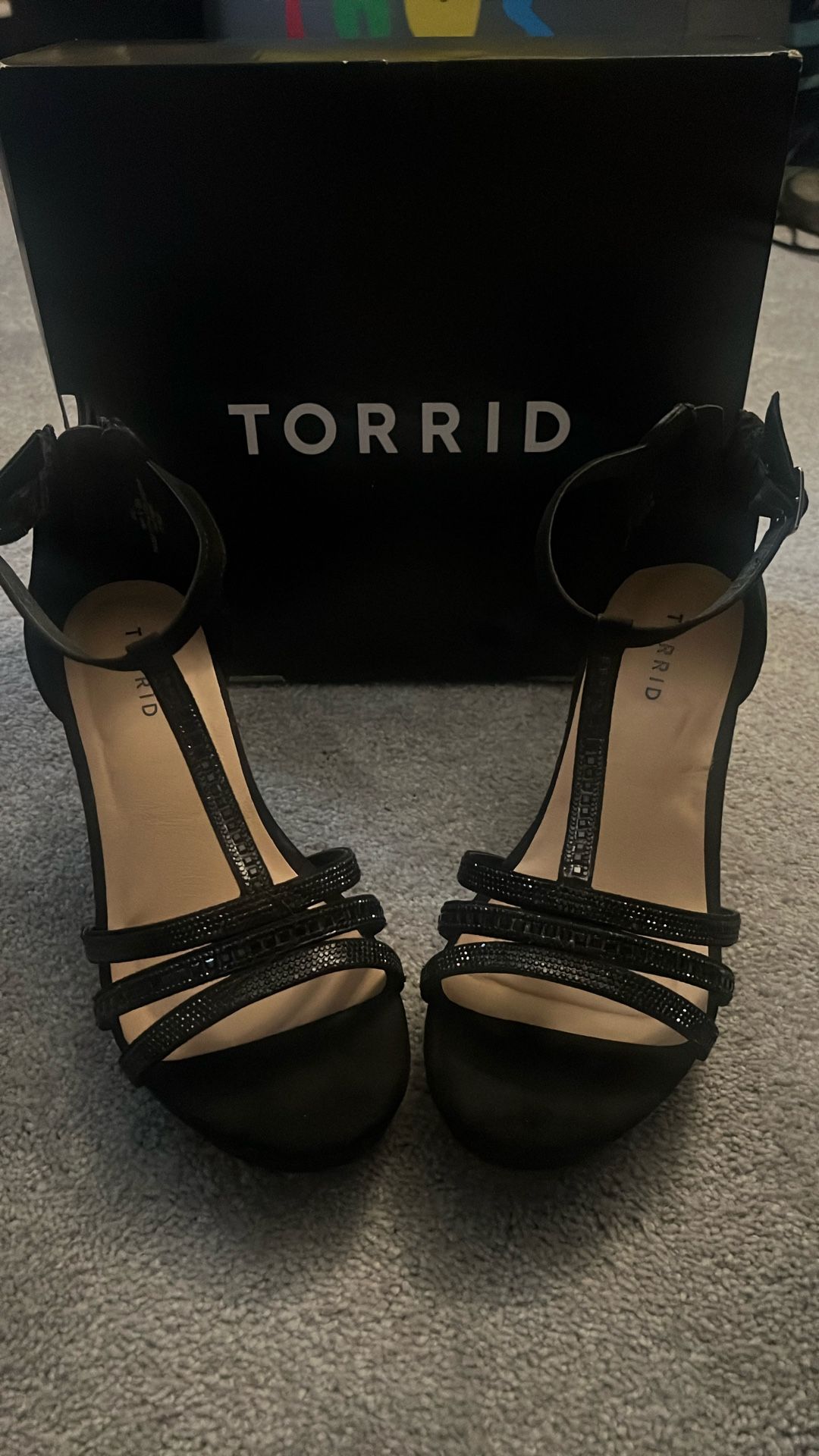 Blk Wedge Sandals