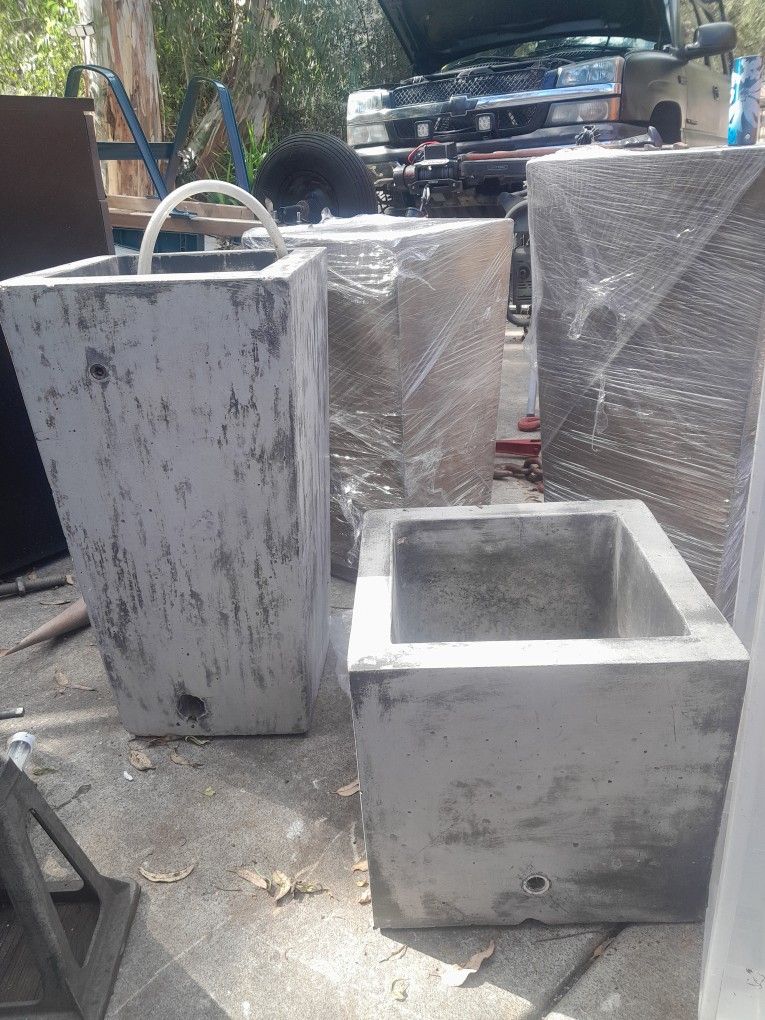 Cement Planters / Fountain