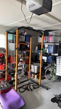 Squat Rack Home Gym w/ some attachments