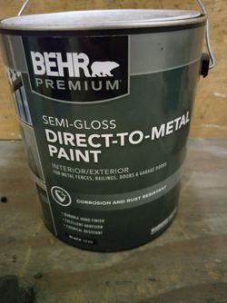 Behr Premium Semi-Gloss Direct-to-Metal Paint Black