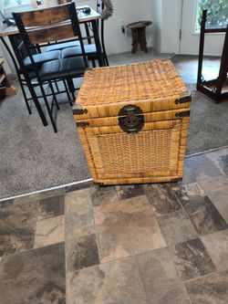 Wicker storage trunk