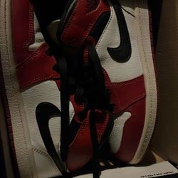 Jordan 1 Mids 