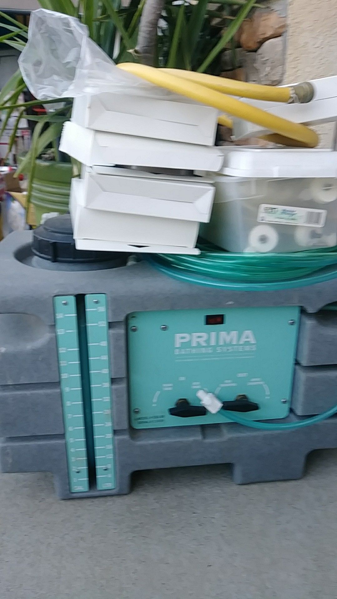 Prima Dog Bathing System and a HyroSurge 2000 Pet Bathing system.