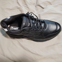 Propet orthopedic shoes