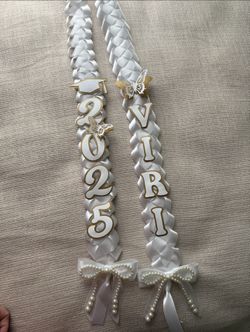Custom Graduation Lie