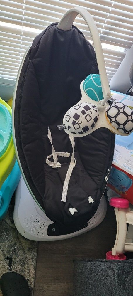 4MOMS MAMAROO 4.0 Bouncer swing