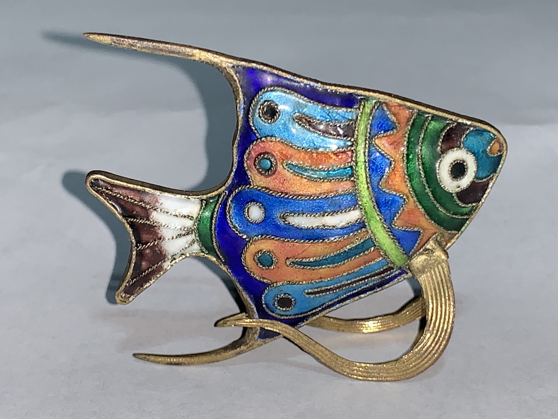 Vintage CLOISONNE Brass Enamel Painted Tropical Fish Statue Figurine Decoration