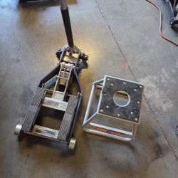 Aluminum a t v Jack and Motorcycle stand