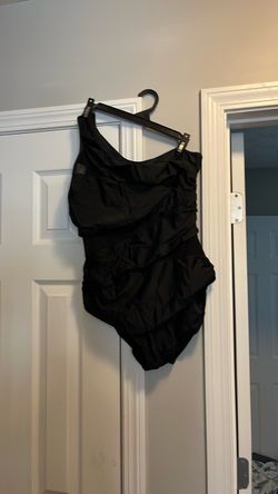 Bathing suit