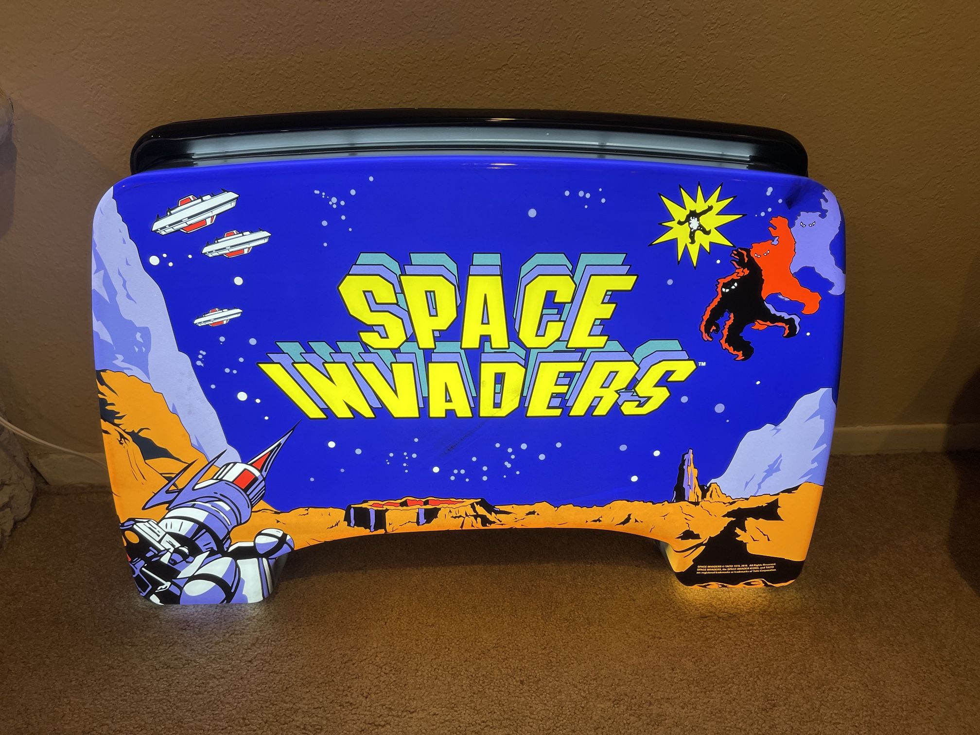 Space Invaders Topper Rare!!