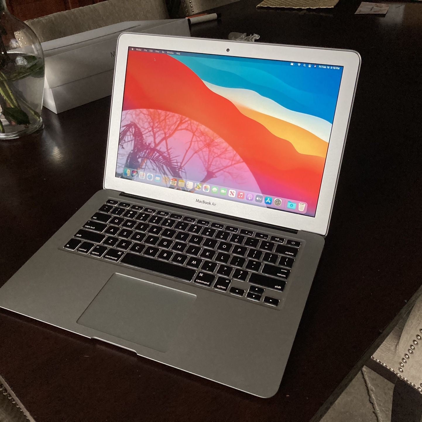 2015 MacBook Air 13.3” Core i5 8GB SSD 128 GB