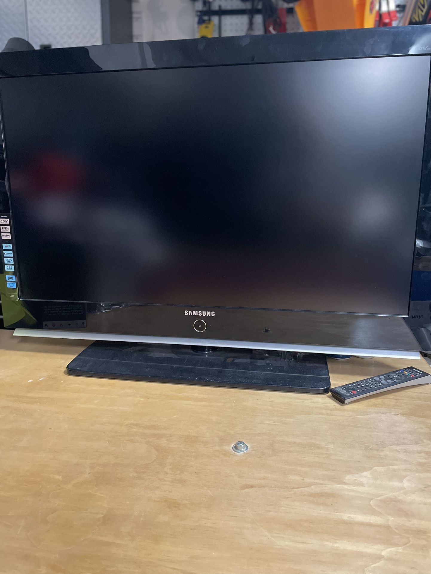 Samsung 40 Inch TV