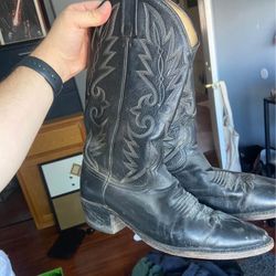 9 1/2 size cowboy boots