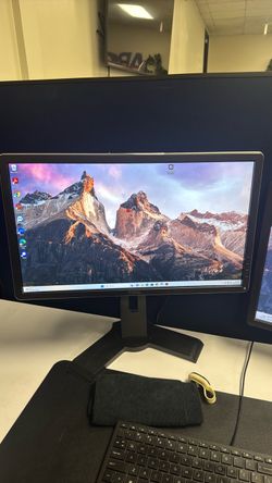 23” dell monitors