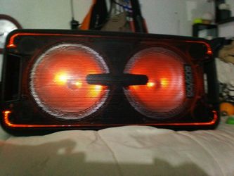 Blue tooth speakers