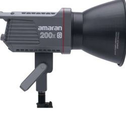 amaran COB 200x S Bi-Color LED Monolight 