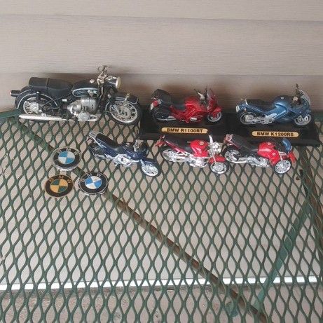 Photo BMW Motorcycle Toy Lot